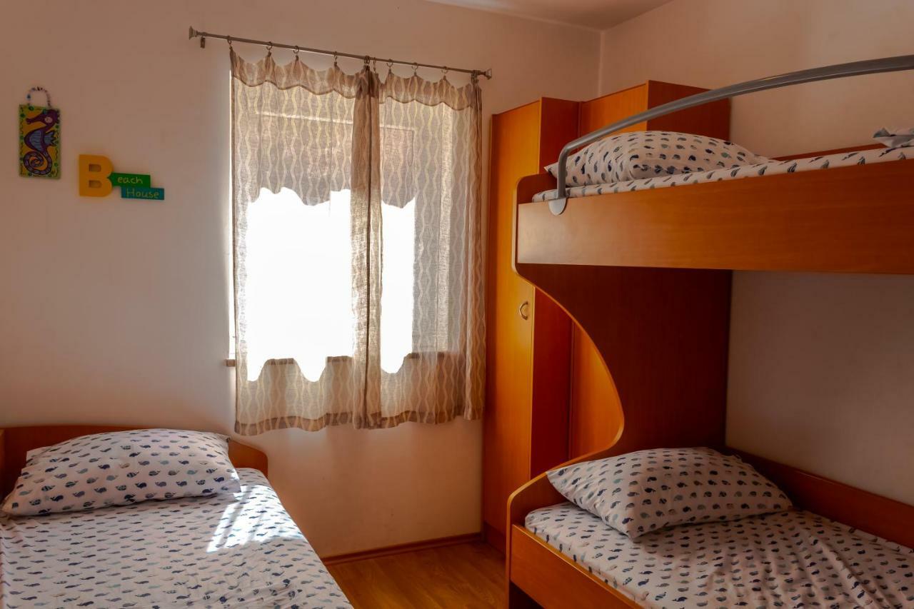Apartmán Abby Kornić Exteriér fotografie